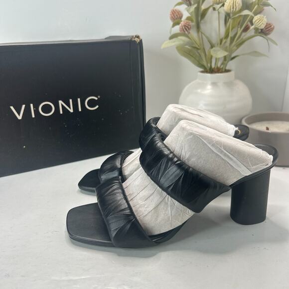 Vionic Emaline Mule Heel Ruched Leather Strappy Sandals Black Women 7M Tried On - Picture 1 of 10